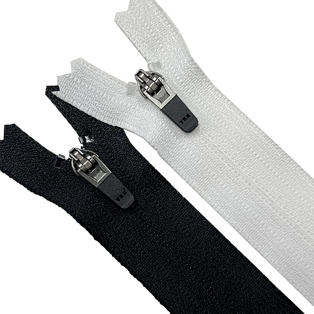 Nylon Coil Zipper 3 MM Apparel - Image 3