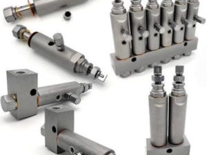 Anti-friction lubrication injectors