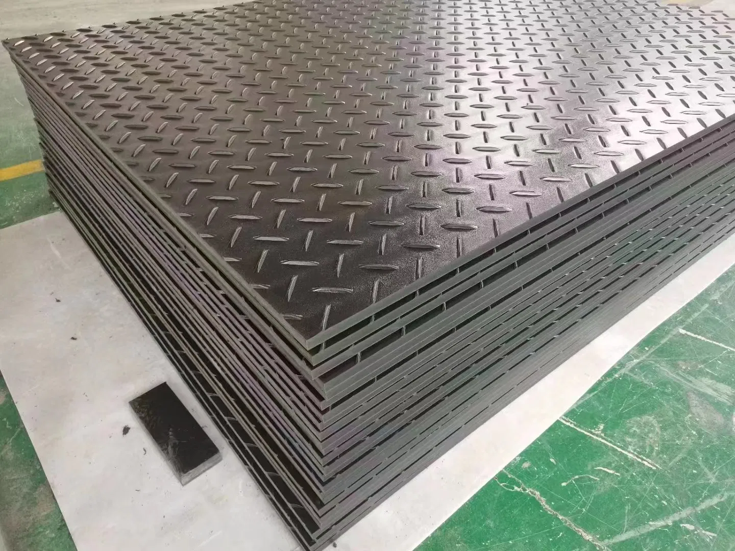 HDPE Ground Cover Drying Sheet (AGT-004)